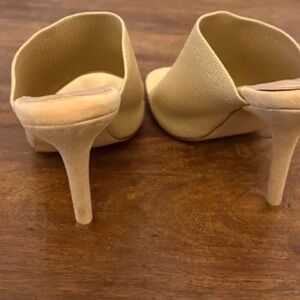 Elegant Tan Women's Heels